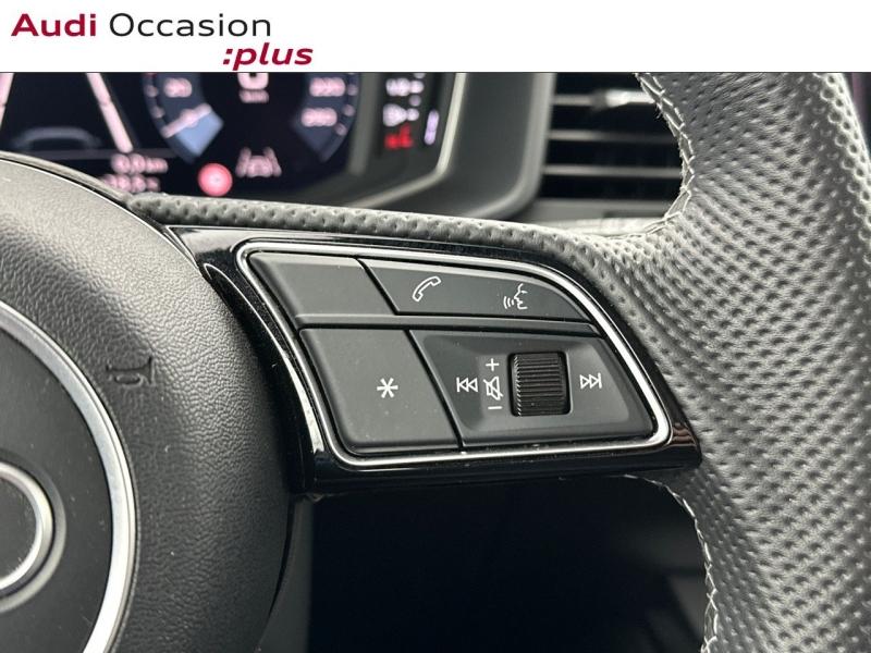 Voitures occasions Audi A1 Sportback S line plus Paris