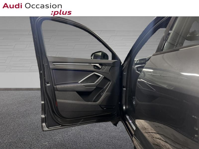 Voitures occasions Audi Q3 Sportback S line Paris
