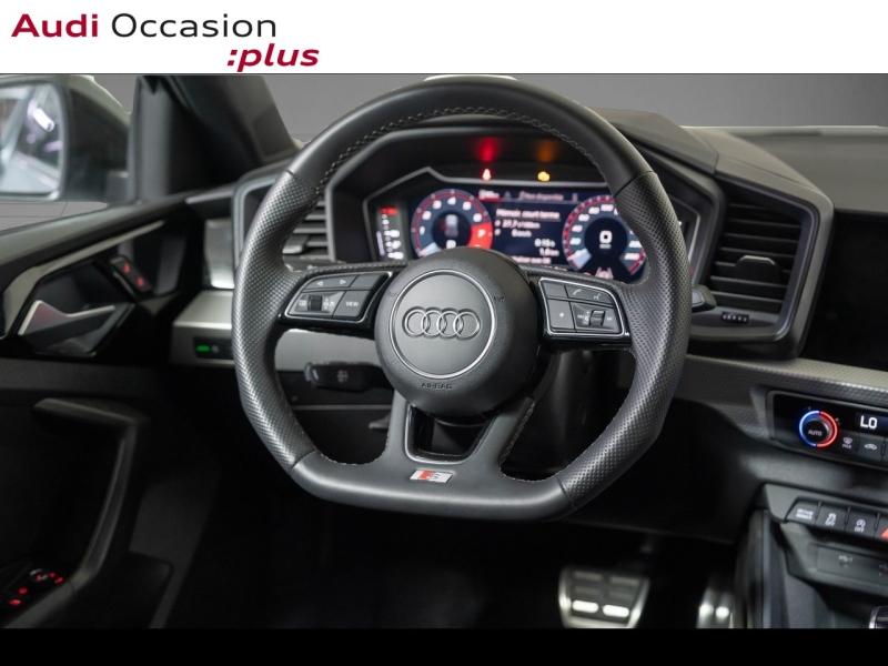 Voitures occasions Audi A1 Sportback S line plus Paris