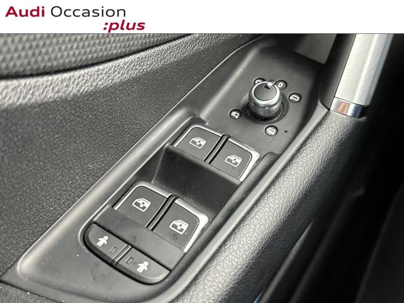 Voitures occasions Audi Q2 S line Paris