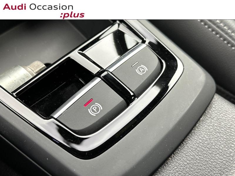 Voitures occasions Audi Q2 S line Paris