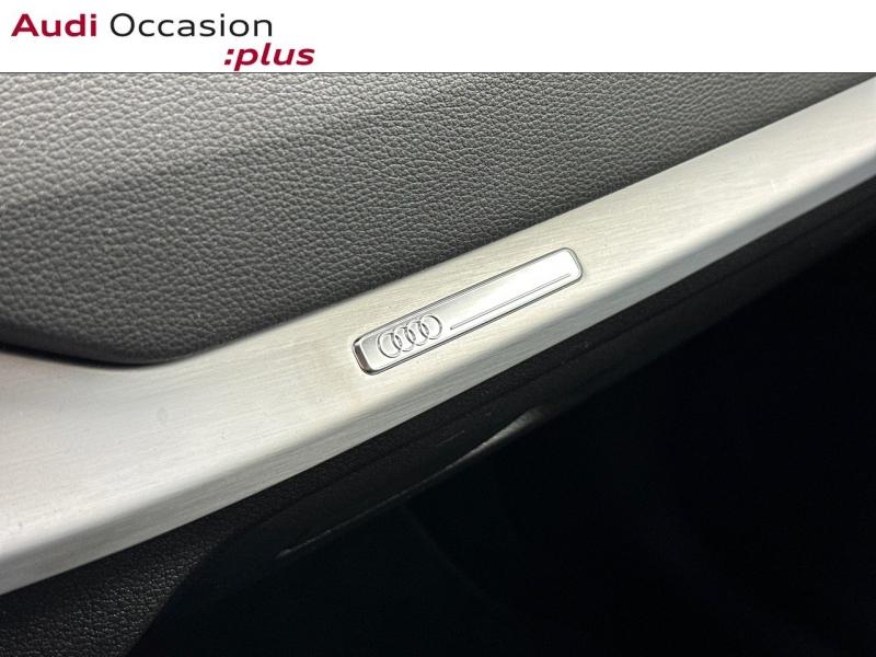 Voitures occasions Audi Q2 S line Paris