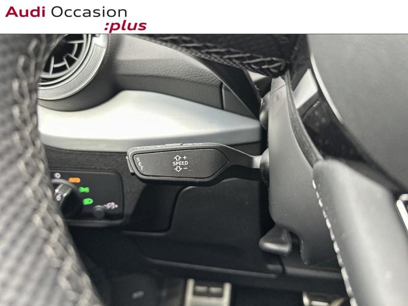 Voitures occasions Audi Q2 S line Paris