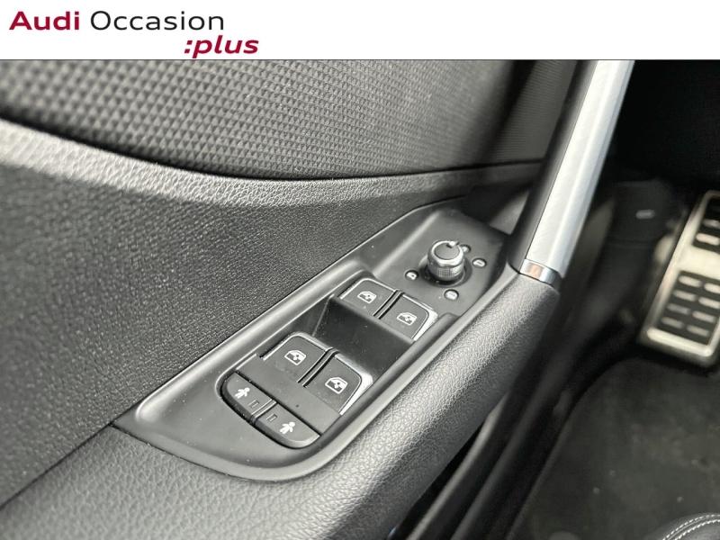 Voitures occasions Audi Q2 S line Paris