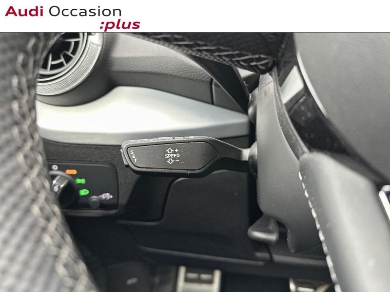 Voitures occasions Audi Q2 S line Paris