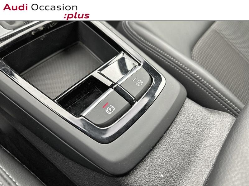Voitures occasions Audi Q2 S line Paris