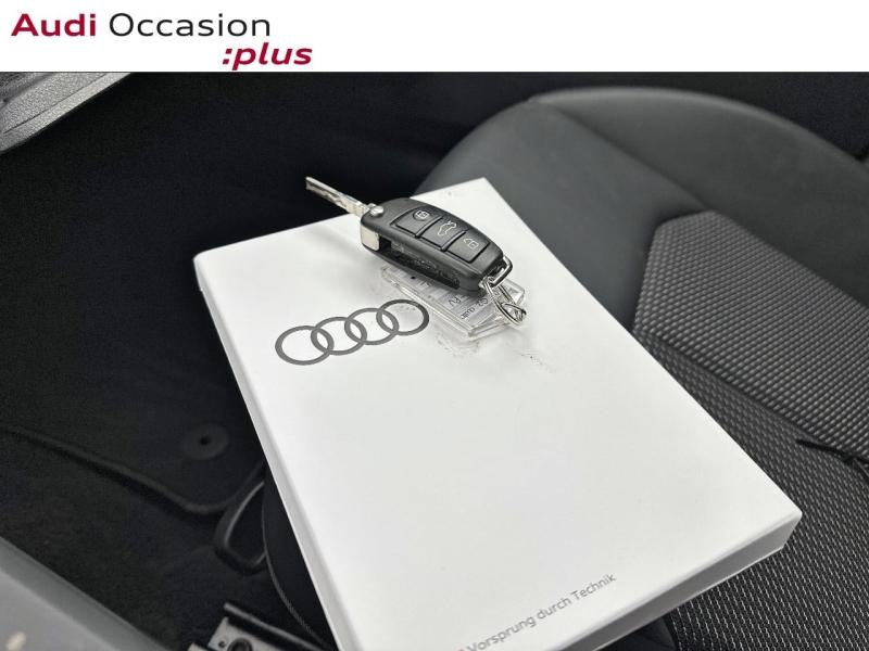 Voitures occasions Audi Q2 S line Paris