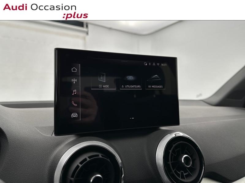 Voitures occasions Audi Q2 S line Paris