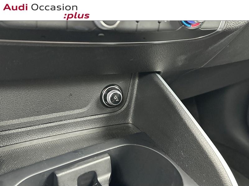 Voitures occasions Audi Q2 S line Paris