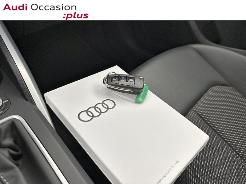 Voitures occasions Audi Q2 S line Paris