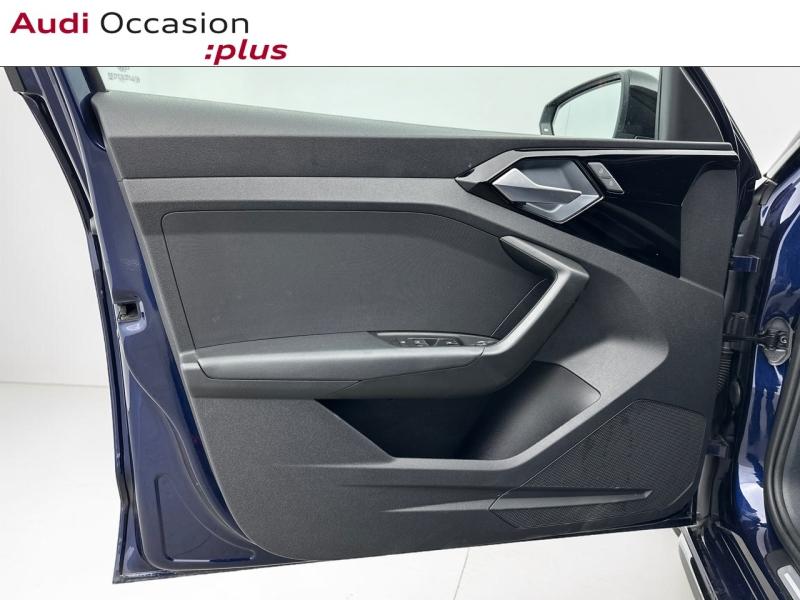 Voitures occasions Audi A1 Sportback S line plus Paris