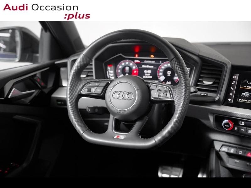 Voitures occasions Audi A1 Sportback S line plus Paris