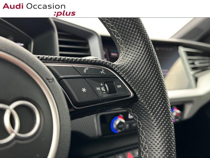 Voitures occasions Audi A1 Sportback S line plus Paris