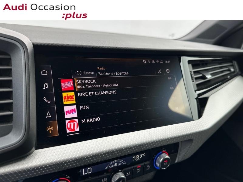 Voitures occasions Audi A1 Sportback S line plus Paris
