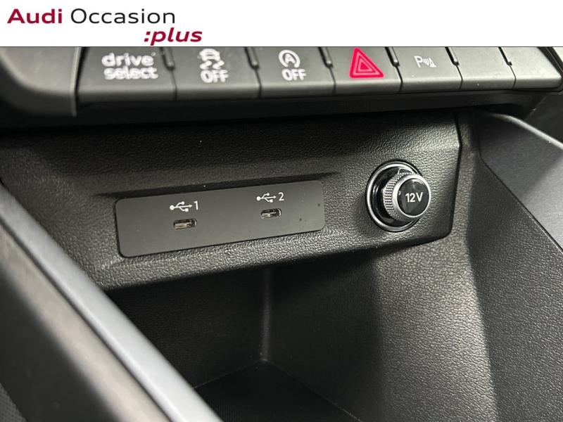 Voitures occasions Audi A1 Sportback S line plus Paris