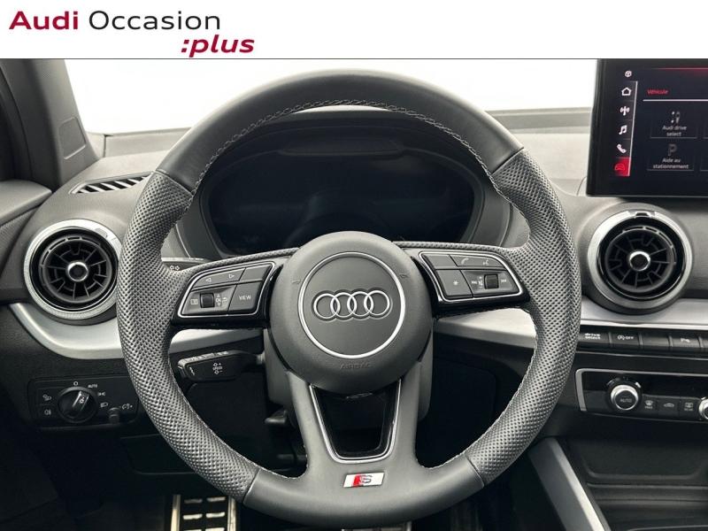 Voitures occasions Audi Q2 S line Paris