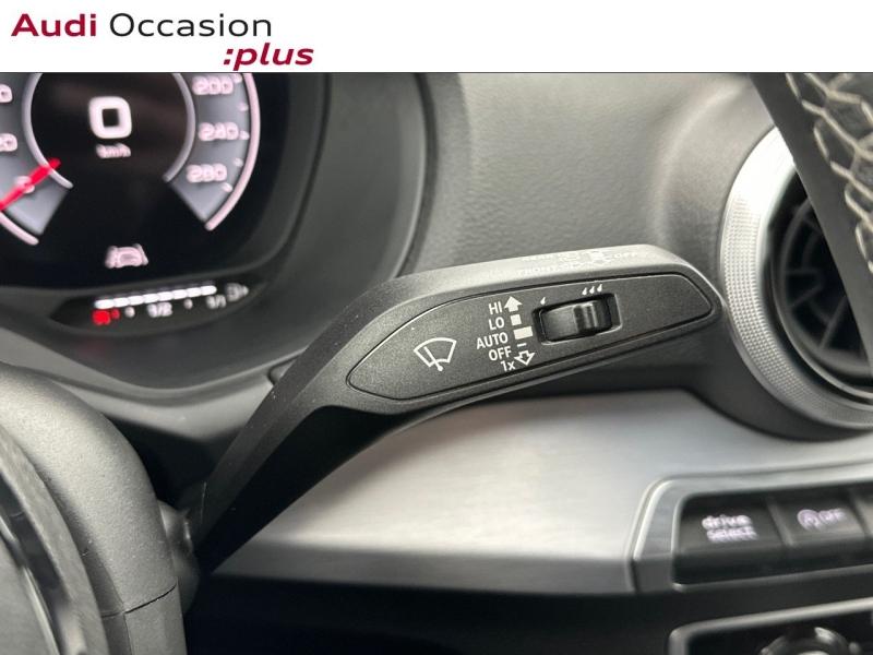 Voitures occasions Audi Q2 S line Paris