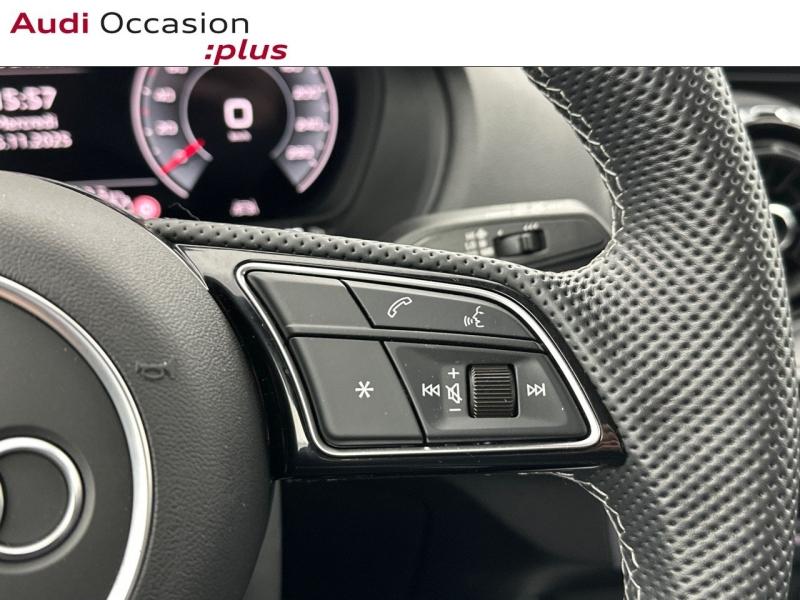 Voitures occasions Audi Q2 S line Paris