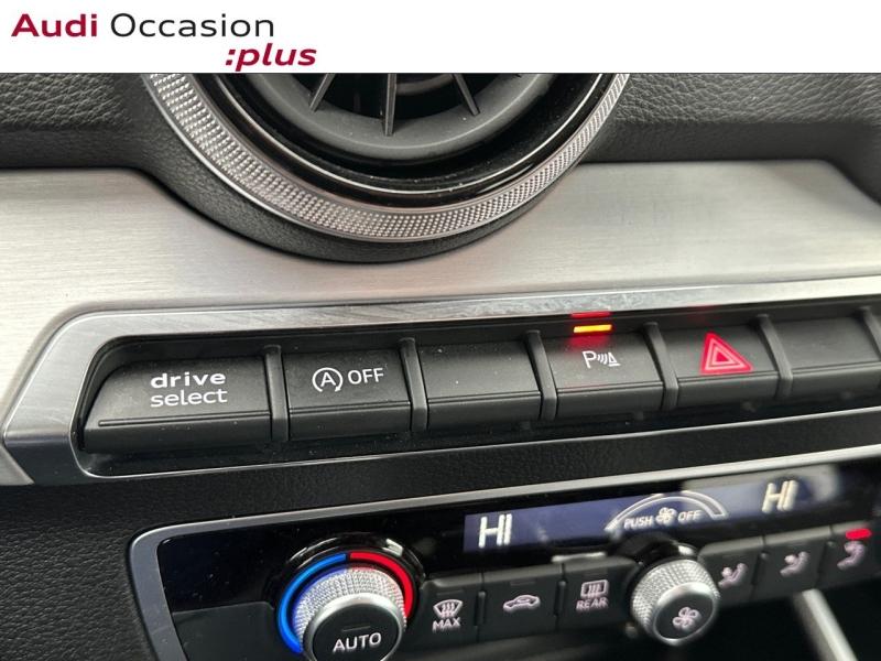 Voitures occasions Audi Q2 S line Paris