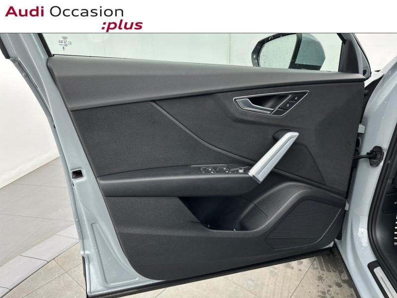 Voitures occasions Audi Q2 S line Paris