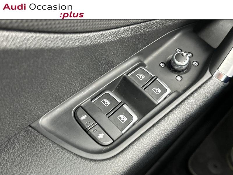 Voitures occasions Audi Q2 S line Paris