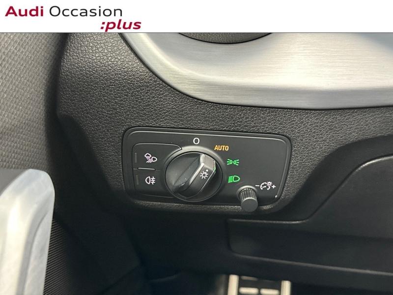 Voitures occasions Audi Q2 S line Paris