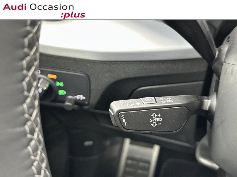 Voitures occasions Audi Q2 S line Paris