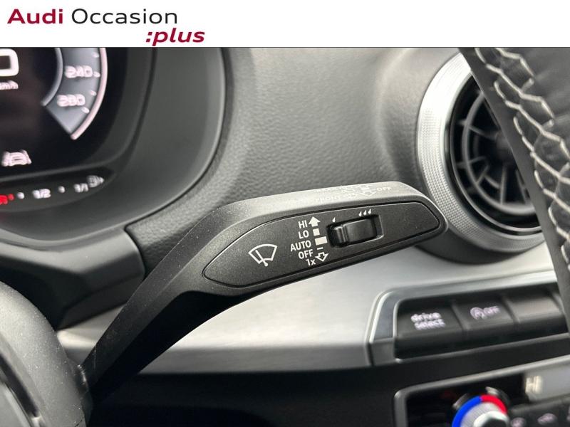 Voitures occasions Audi Q2 S line Paris