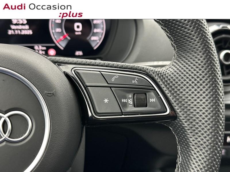 Voitures occasions Audi Q2 S line Paris