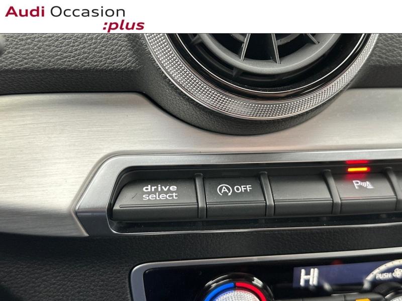 Voitures occasions Audi Q2 S line Paris