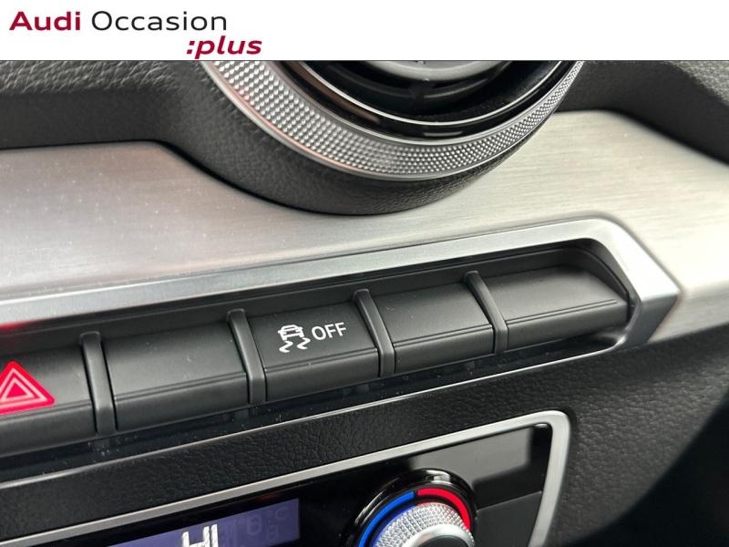 Voitures occasions Audi Q2 S line Paris