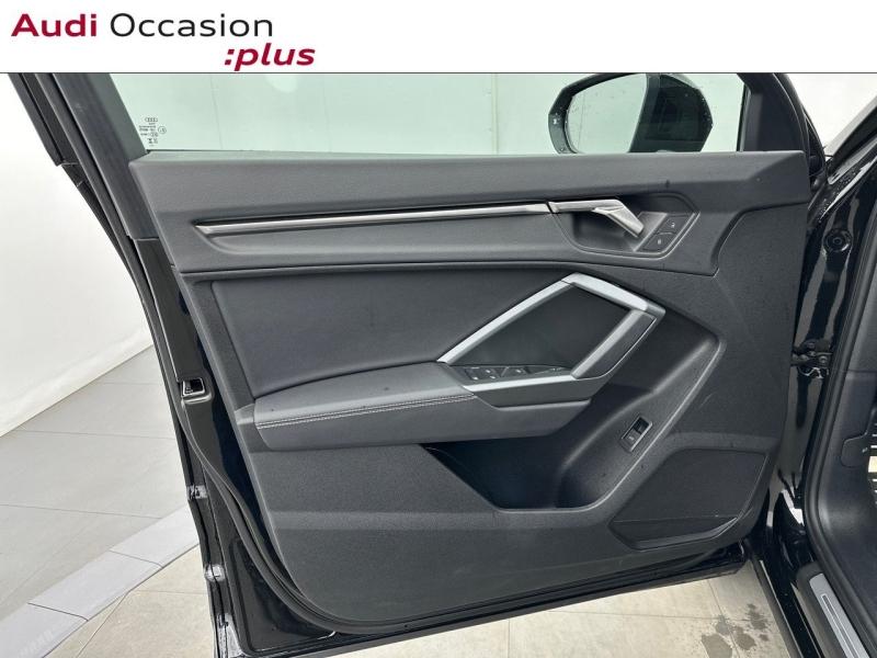 Voitures occasions Audi Q3 Sportback S line Paris