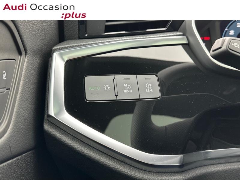 Voitures occasions Audi Q3 Sportback S line Paris