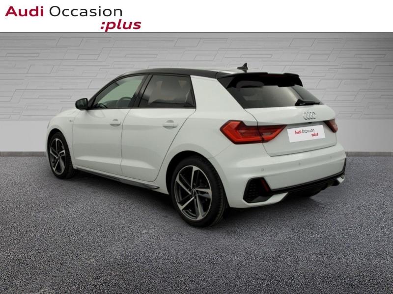 Voitures occasions Audi A1 Sportback S line plus Paris
