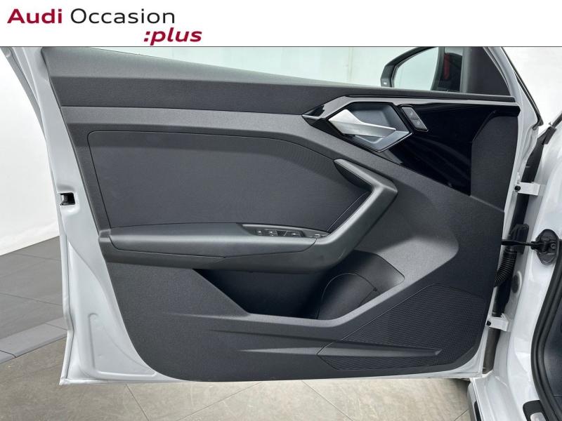 Voitures occasions Audi A1 Sportback S line plus Paris