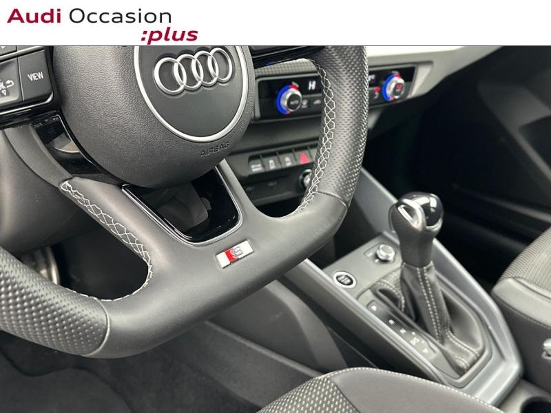 Voitures occasions Audi A1 Sportback S line plus Paris
