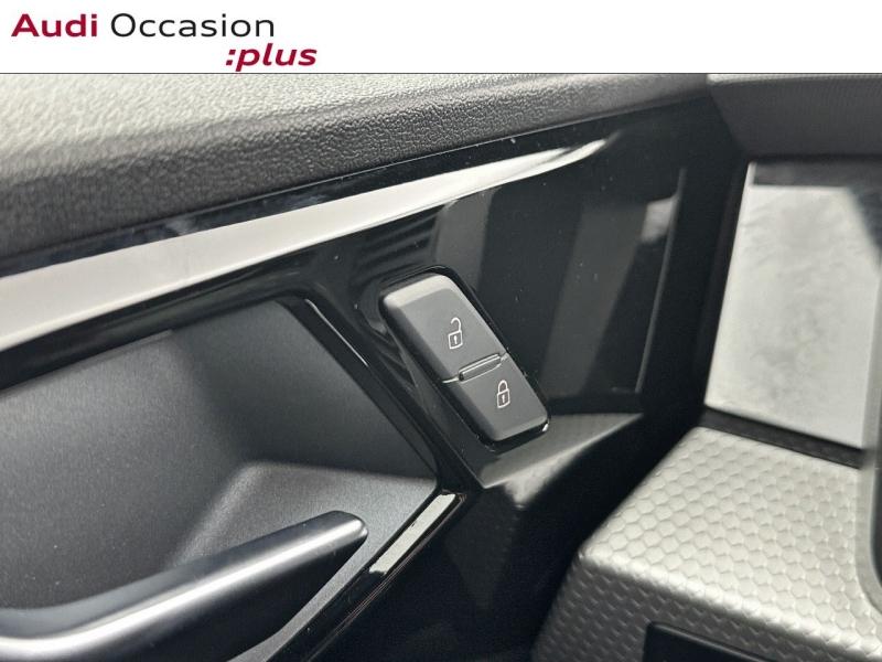 Voitures occasions Audi A1 Sportback S line plus Paris