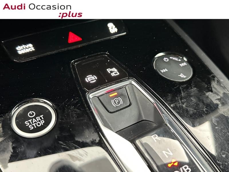 Voitures occasions Audi Q4 e-tron S line Paris