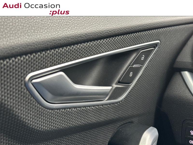 Voitures occasions Audi Q2 S line Plus Paris
