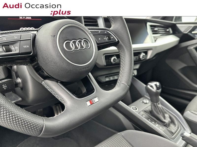 Voitures occasions Audi A1 Sportback S line Paris