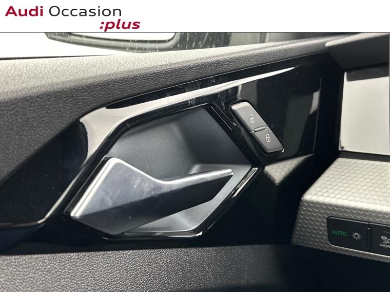 Voitures occasions Audi A1 Sportback S line plus Paris
