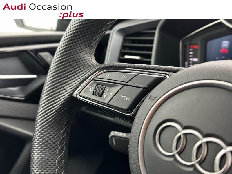 Voitures occasions Audi A1 Sportback S line plus Paris