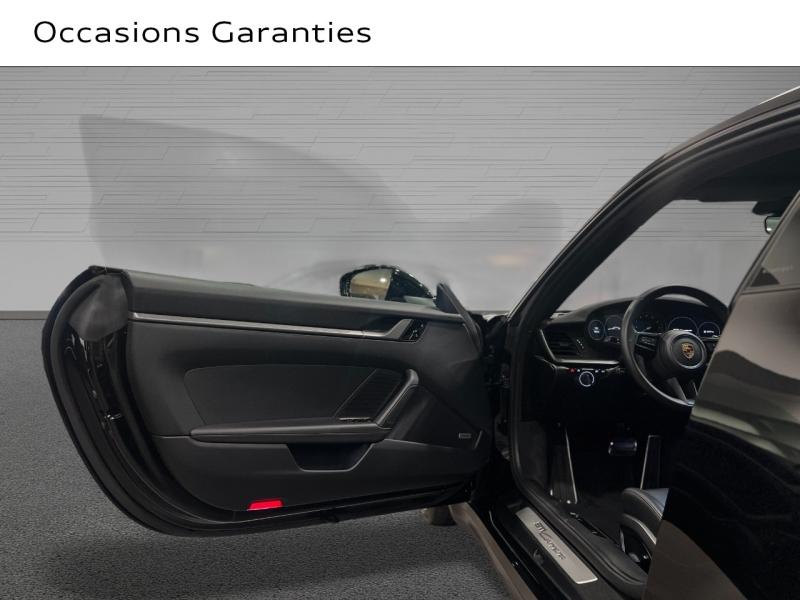 Voitures occasions PORSCHE 911 Coupe Carrera Paris