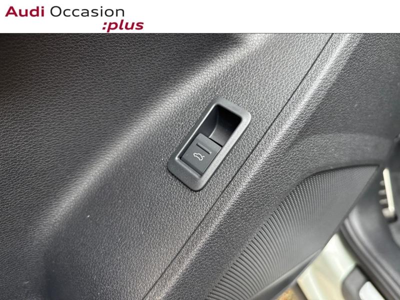 Voitures occasions Audi Q3 Sportback S line Paris