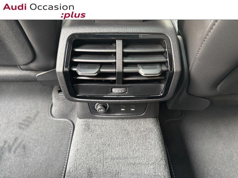 Voitures occasions Audi Q3 Sportback S line Paris