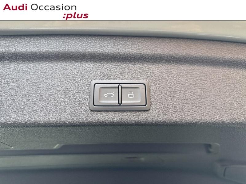 Voitures occasions Audi Q3 Sportback S line Paris