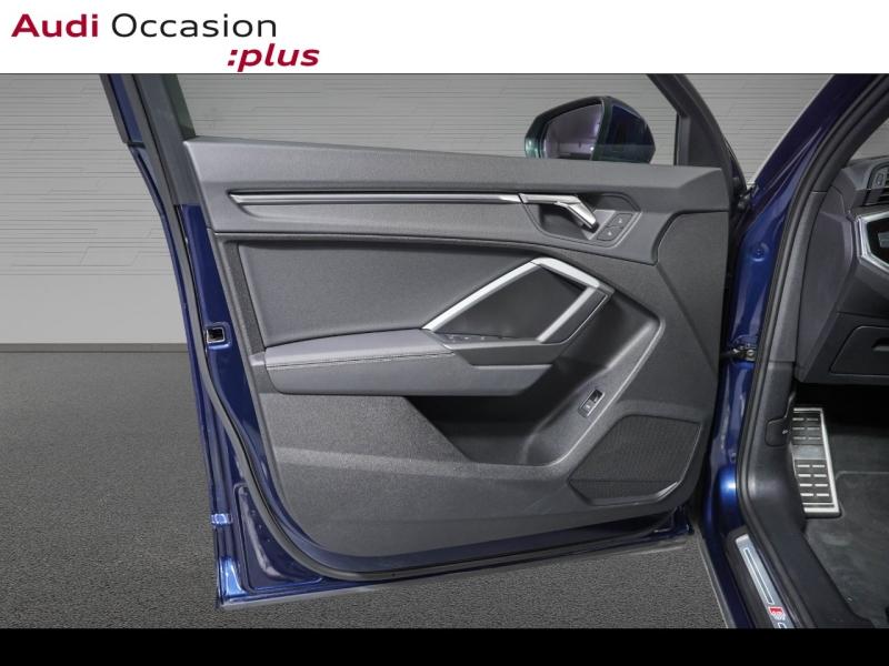 Voitures occasions Audi Q3 S line Paris