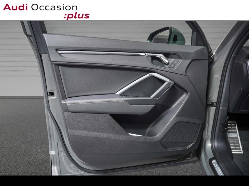 Voitures occasions Audi Q3 S line Paris