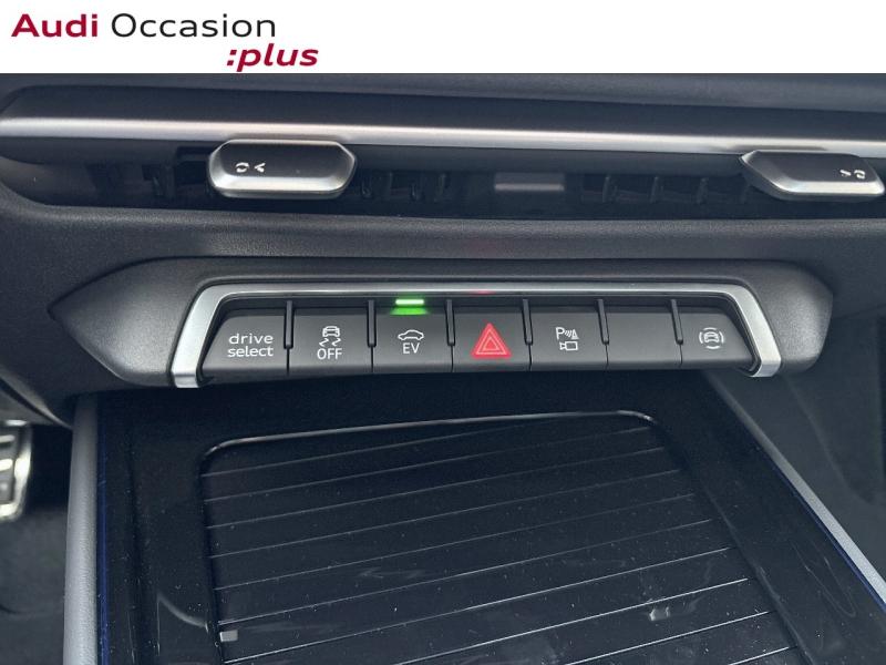 Voitures occasions Audi Q3 S line Paris