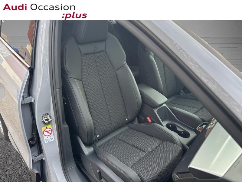 Voitures occasions Audi Q4 e-tron S line Paris